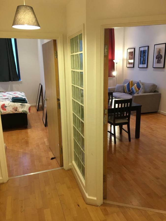 Stylish City Centre Apartment Cardiff Kültér fotó